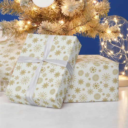 Elegantes Gold Snowflakes Weihnachtswrapping Paper Geschenkpapier (Feiertage)