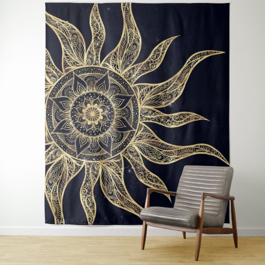 Elegantes Gold Sun Mandala Blauer Nebel Design Wandteppich (Beispiel)