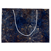 Elegantes Gold- und Dark Blue Floral Mandala Muste Große Geschenktüte (Rückseite)