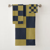 Elegantes Gold- und Navy-Blue-Checkered-Muster Badhandtuch Set (Insitu)