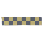 Elegantes Gold- und Navy-Blue-Checkered-Muster Kurzer Tischläufer (Horizontal)