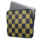 Elegantes Gold- und Navy-Blue-Checkered-Muster Laptopschutzhülle (Vorderseite Links)