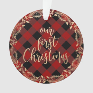 Elegantes Gold zu unseren ersten Weihnachten als M Ornament