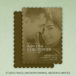 Elegantes Golden Brown Duotone Foto Wedding Einladung