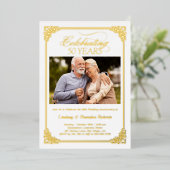 Elegantes Goldenes 50-jähriges Foto zum Hochzeitst Folieneinladung (Stehend vorne)