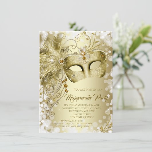 Elegantes Goldmaske Maquerade Party Einladung (Stehend Vorderseite)