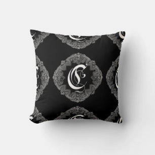 Elegantes gothisches Initial-Kissen C Kissen
