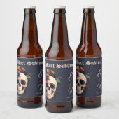 Elegantes Gotisches Floral Skull Monogram Wedding Bierflaschenetikett (Flaschen)
