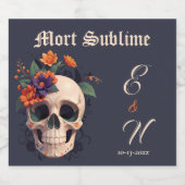 Elegantes Gotisches Floral Skull Monogram Wedding Bierflaschenetikett (Einzelnes Label)
