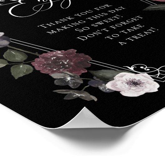 Elegantes Gotisches Schwarzes Wasser Blumenfavorit Poster (Ecke)