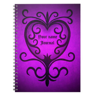 Elegantes Gotisches Viktorianisches Herz im lila Notizblock