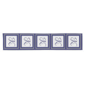 Elegantes, graues Quadrat-Muster, initiales Monogr Kurzer Tischläufer (Horizontal)