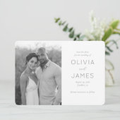 Elegantes Graustufen-Minimalist-Foto Save The Date (Stehend Vorderseite)