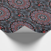 Elegantes Gray & Red Mandala Wrapping Paper Geschenkpapier (Ecke)
