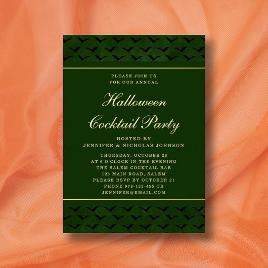 Elegantes Green Bats Halloween Cocktail Party Gold Folieneinladung