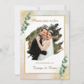 Elegantes Green & Gold Foto Einladung zur Hochzeit (Vorderseite)