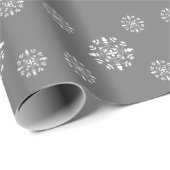 Elegantes Green Snowflake Muster Geschenkpapier (Rolleneckpunkt)