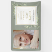 Elegantes Greenery Foto Beerdigung Banner (Vertikal)