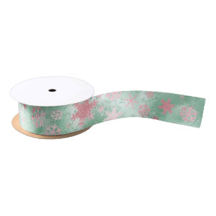 Elegantes Grün-Rosa Weihnachtsschneeflockenmuster Satinband