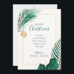 Elegantes Grün und Gold Beach Tropical Weihnachten<br><div class="desc">Die elegante grün-goldene Urlaubskarte der Nautical Boutique Co. besticht durch die tropische Vegetation in Aquarellgrün und Gold. Sie wird durch eine hübsche Aquarellblume unterstrichen. Der Text ist skurrile Handschrift gepaart mit moderner Blocktypografie. Das grüne, goldene und cremige Elfenbein erinnert an tropische Urlaubstage am Strand. Anpassen Sie den gesamten Text, einschließlich...</div>