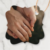 Elegantes Grün und Gold Save the Date Geschenkanhänger (Rückseite)