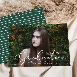 Elegantes grünes Foto-Schriftzug zur Graduierung Ankündigung