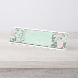 Elegantes grünes Pink, florales Aquarellbild Schreibtischnamensplakette