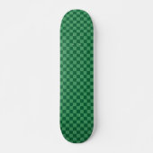 Elegantes grünes Schachbrettmuster Skateboard (Vorne)