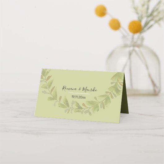 Elegantes grünes Watercolor Personalisiert Platzkarte (Vorderseite)