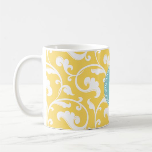 Elegantes gürtelgelbes Blumenmuster Monogramm Kaffeetasse (Links)