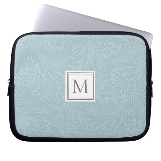 Elegantes hellblaues florales Botanisches Monogram Laptopschutzhülle (Vorderseite)
