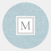 Elegantes hellblaues florales Botanisches Monogram Runder Aufkleber (Vorderseite)