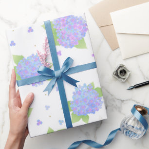 Elegantes hellblaues und lila Hortensien-Blumenmus Geschenkpapier