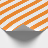 Elegantes, helles, orangefarbenes und weiß gestrei geschenkpapier (Ecke)