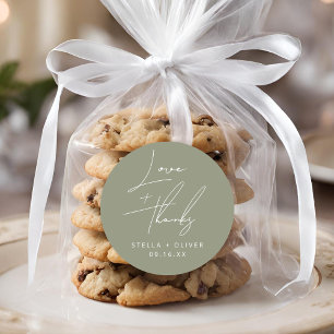 Elegantes Hellgrünes Skript Liebe + Danke Hochzeit Runder Aufkleber