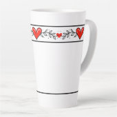 Elegantes Herzdesign Latte Tasse (Rechte Ecke)