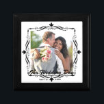 Elegantes Hochzeits-Andenken-Gewohnheits-Foto Erinnerungskiste<br><div class="desc">Eleganter und moderner Hochzeitsandenkenkasten mit einem Ihrer LieblingsFotos von Ihrem großen Tag.</div>