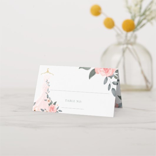 Elegantes Hochzeitskleid mit floralen Rosa Rosenfa Platzkarte (Vorderseite)