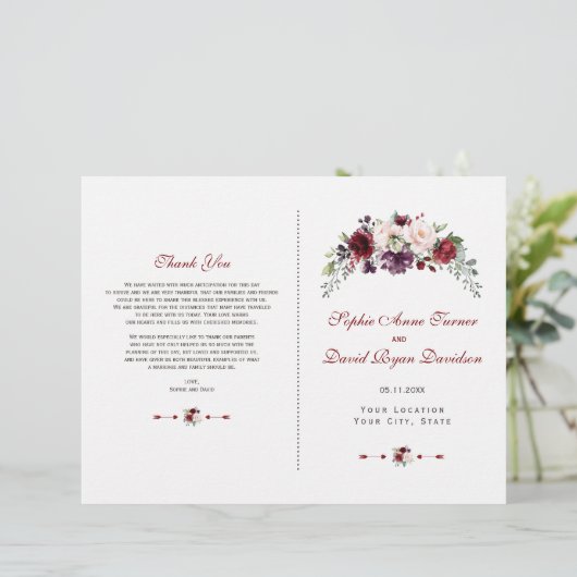 Elegantes Hochzeitsprogramm für Burgundy Floral An (Stehend Vorderseite)