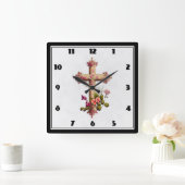 Elegantes Holzkreuz mit rosa Blume Quadratische Wanduhr (Zuhause)