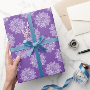Elegantes hübsches Mädchen-lila Mandala-Muster Geschenkpapier