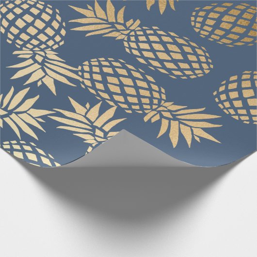 elegantes Imitatgoldtropisches Ananasmuster Geschenkpapier (Ecke)