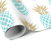 Elegantes Imitatgoldtropisches Ananasmuster Geschenkpapier (Rolleneckpunkt)