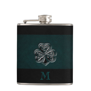 Elegantes Irish Kleeblatt Leder Look Monogramm Flachmann