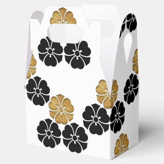 Elegantes japanisches Muster Gevor Box Geschenkschachtel (Geöffnet)