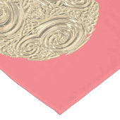 Elegantes Jugendstil-goldenes pfirsichmetallisches Kurzer Tischläufer (Ecke)