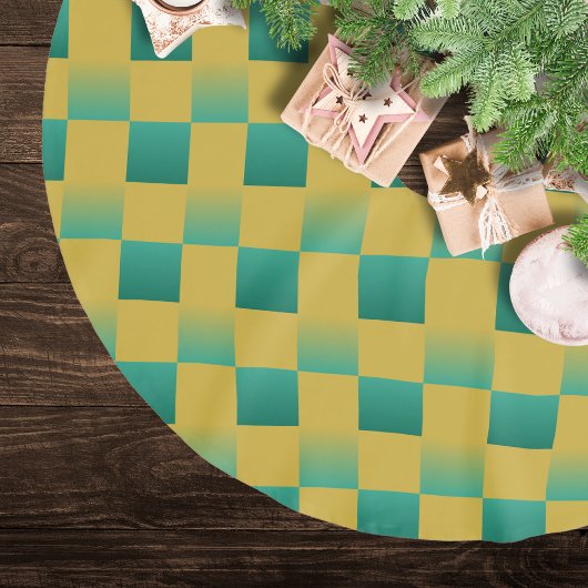 Elegantes kariertes Muster in Grün und Gold Polyester Weihnachtsbaumdecke