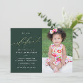 Elegantes Kindergeburtstag Sage Green Foto Einladung (Stehend Vorderseite)