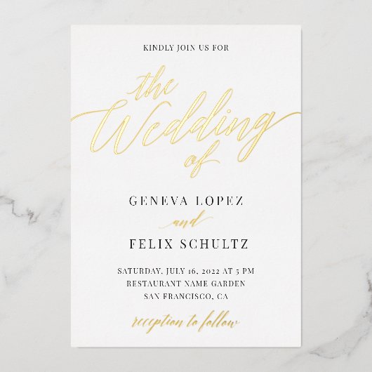 Elegantes, klassisches Gold Foil Hand Letter Scrip Folieneinladung (Vorderseite)