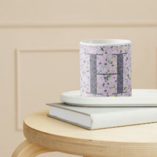 Elegantes, klassisches Monogramm H lila mit Phrase Kaffeetasse